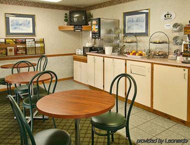 Hotel Super 8 By Wyndham 2*